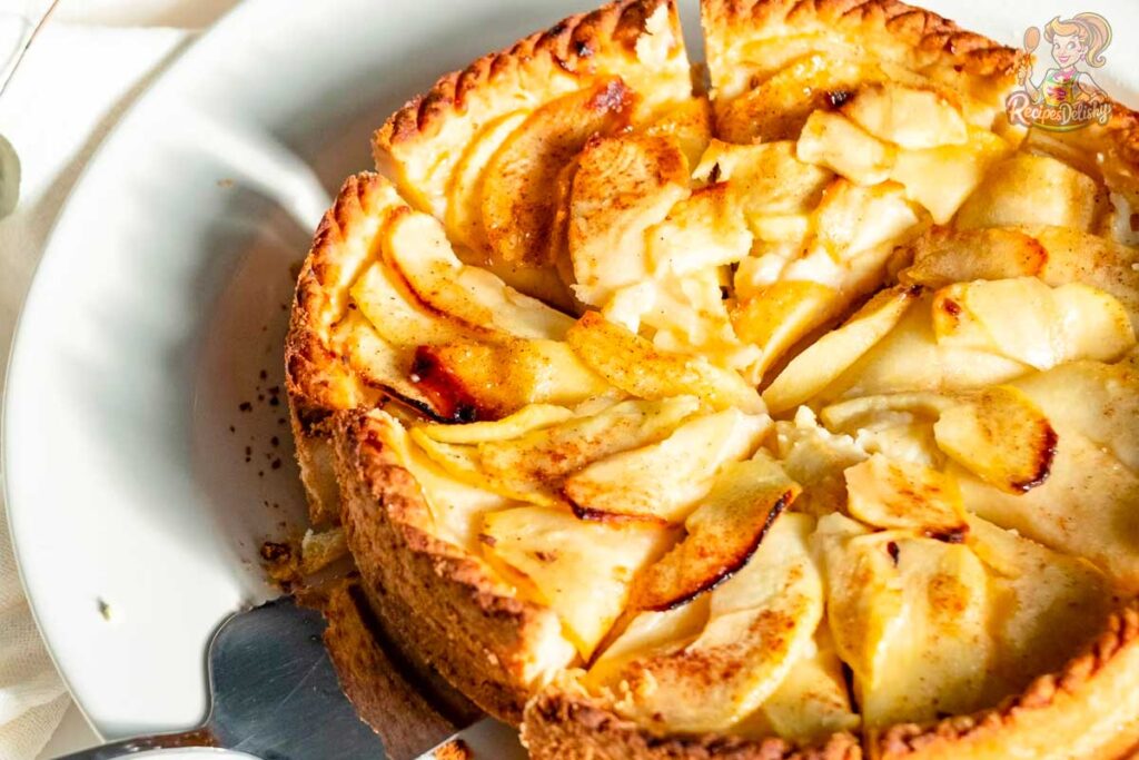 Sweet Apple Fricassee Cake